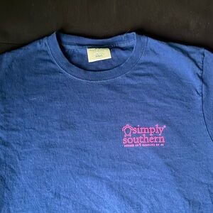 Simply southern small tee shirt with turtle